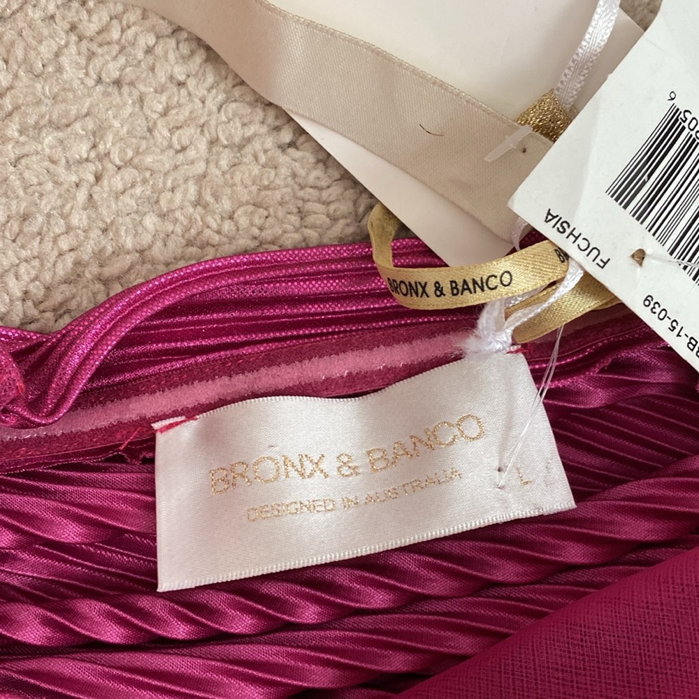 Bronx & Banco NWT Womens Florence Fuchsia Mini Dress Gold Zipper Tulle Size 8 US - Picture 8 of 16